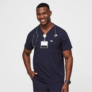 Mens, Figs, Leon Three Pocket Scrub Top | Navy